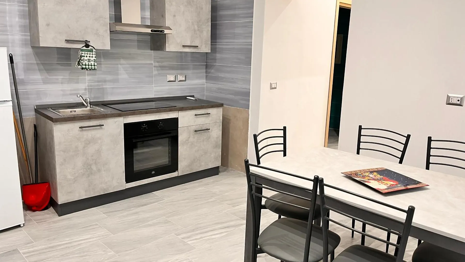 Orefici Maison 2 Naples Italy